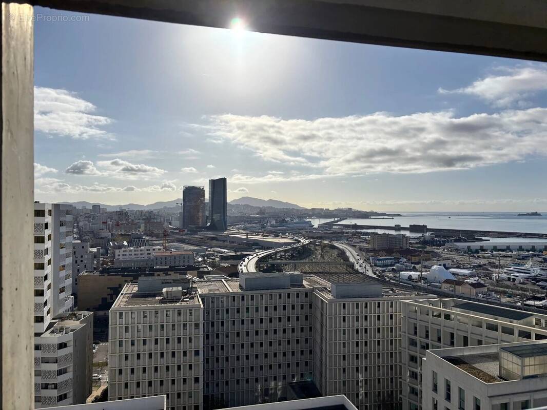 Appartement à MARSEILLE-15E