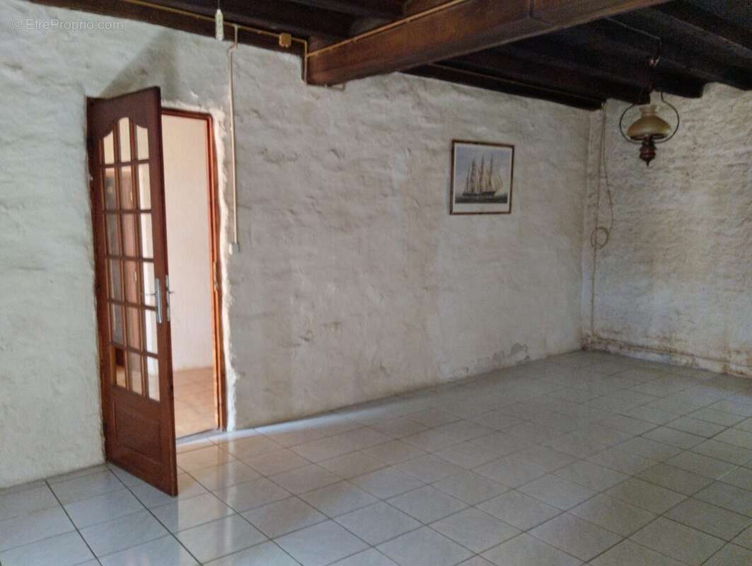 Maison à CHEF-BOUTONNE