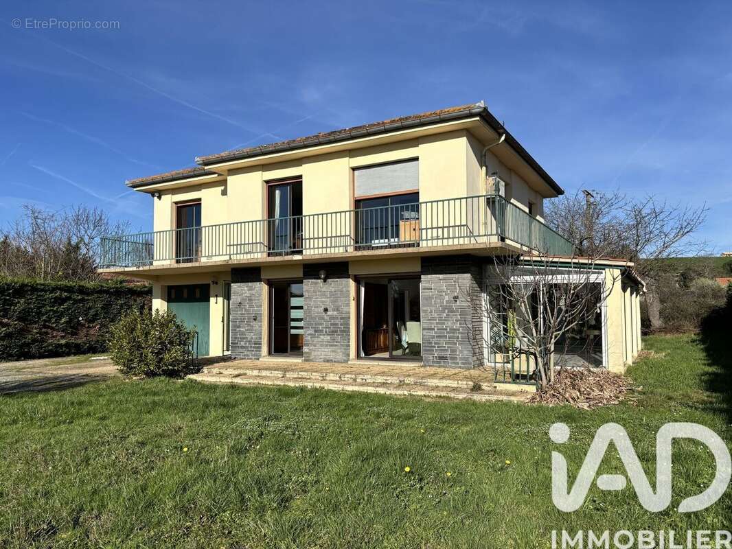 Photo 2 - Maison à GRATENTOUR