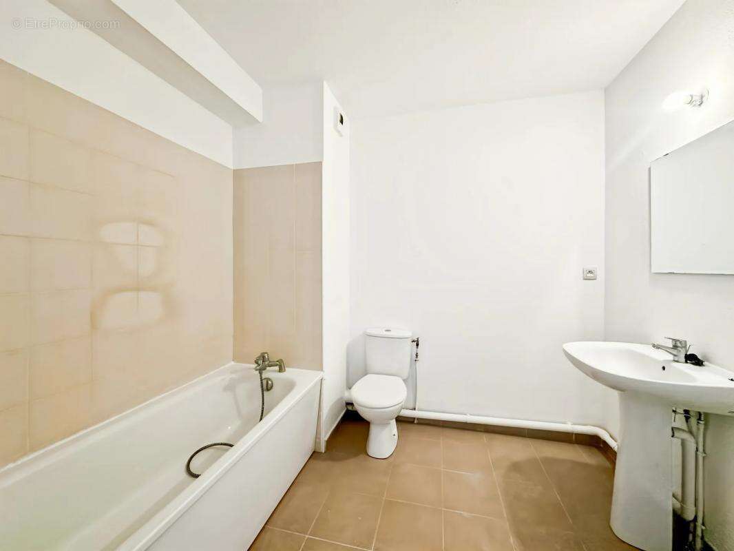 Appartement à MARSEILLE-15E