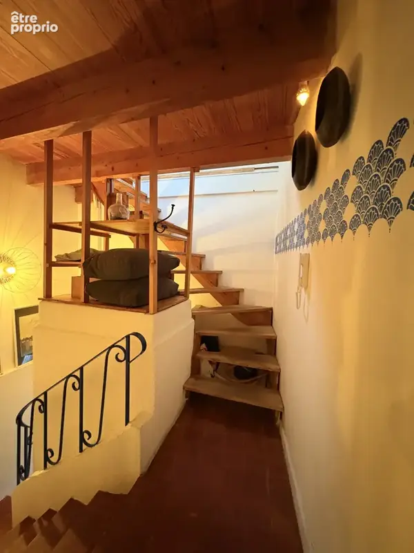 Avignon   rue des teinturiers   studio duplex 30 m2 carrez / 35 m2 au sol - photo 5
