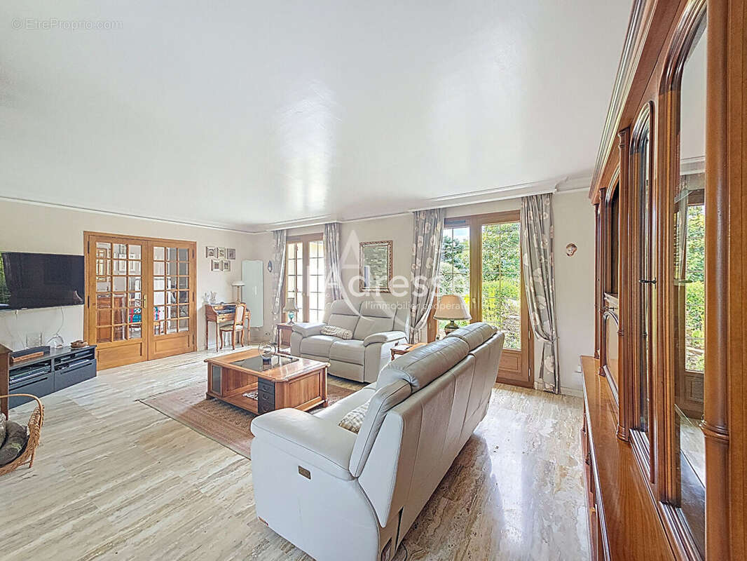 Maison à MAGNY-LE-HONGRE