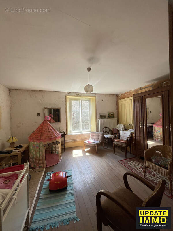 Maison à MARTIGNY-LES-BAINS