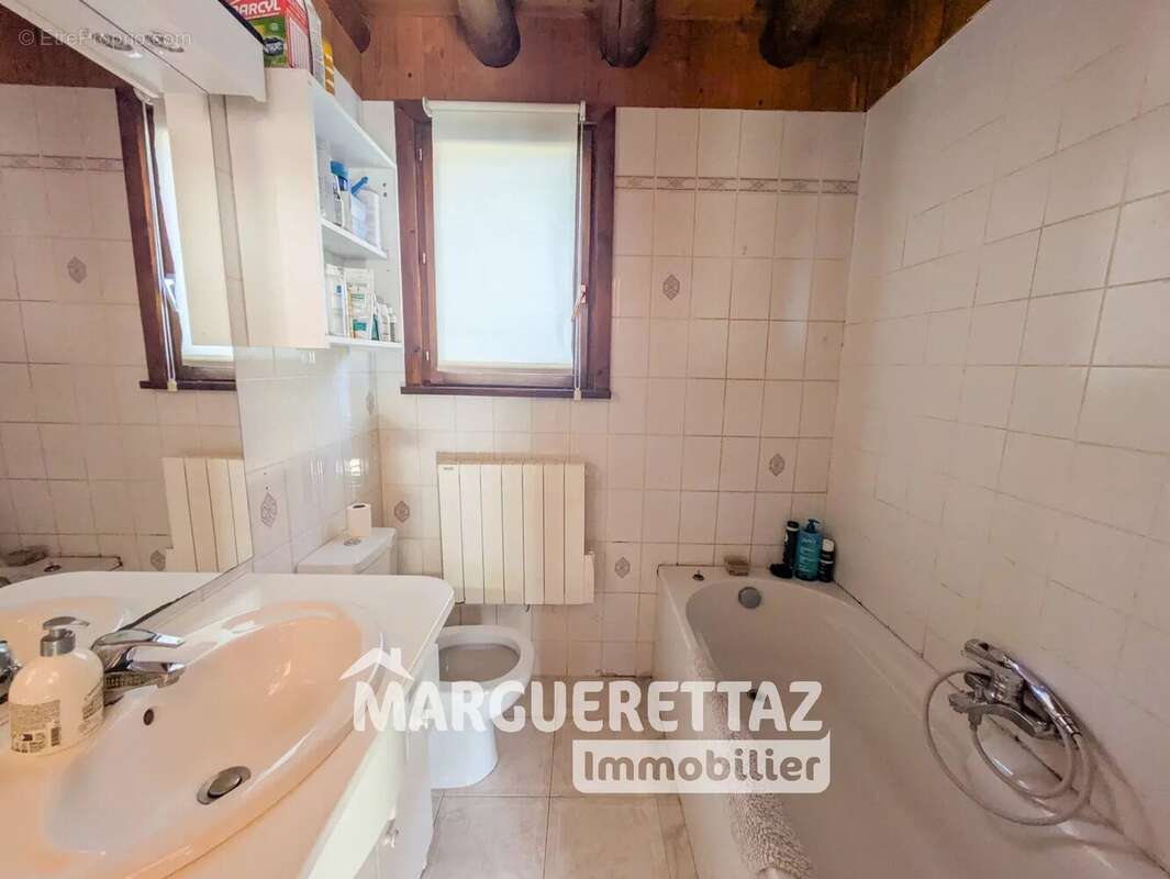 Maison à BOGEVE