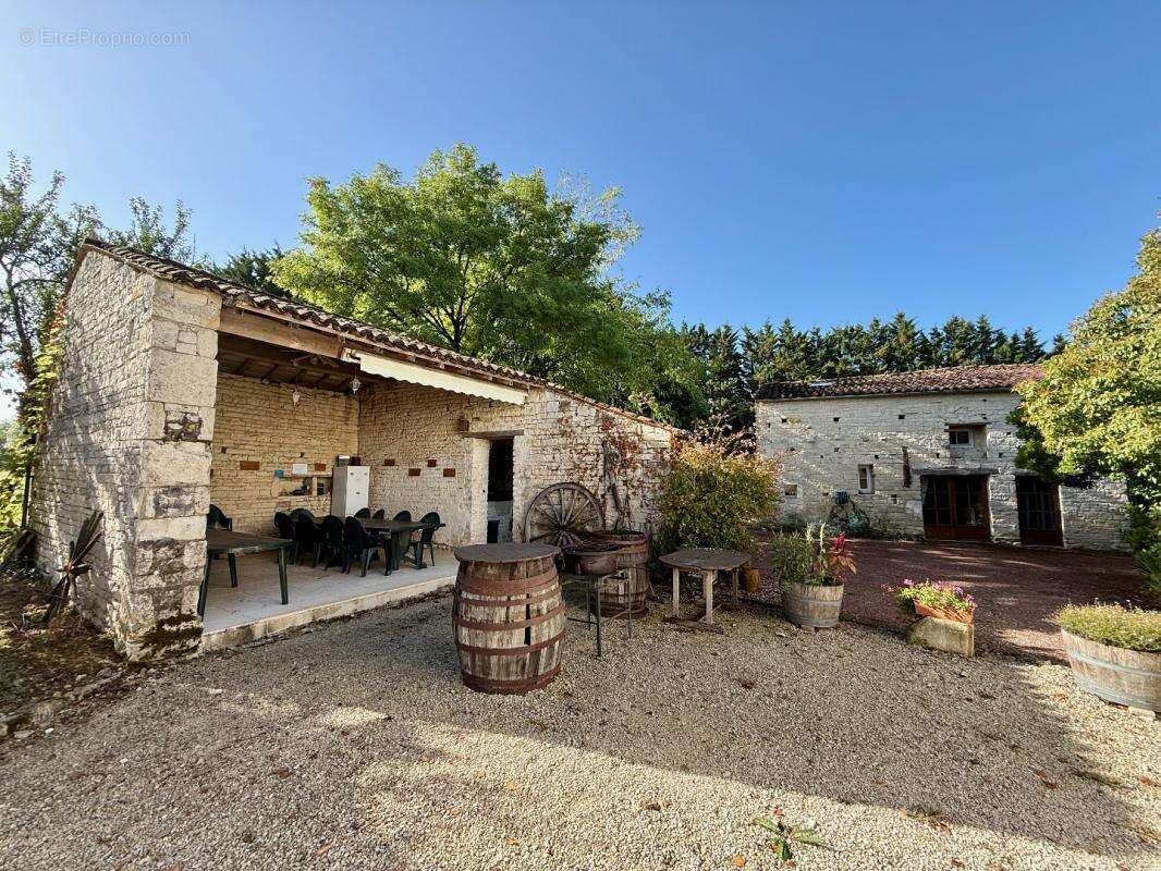 Maison à VINAX