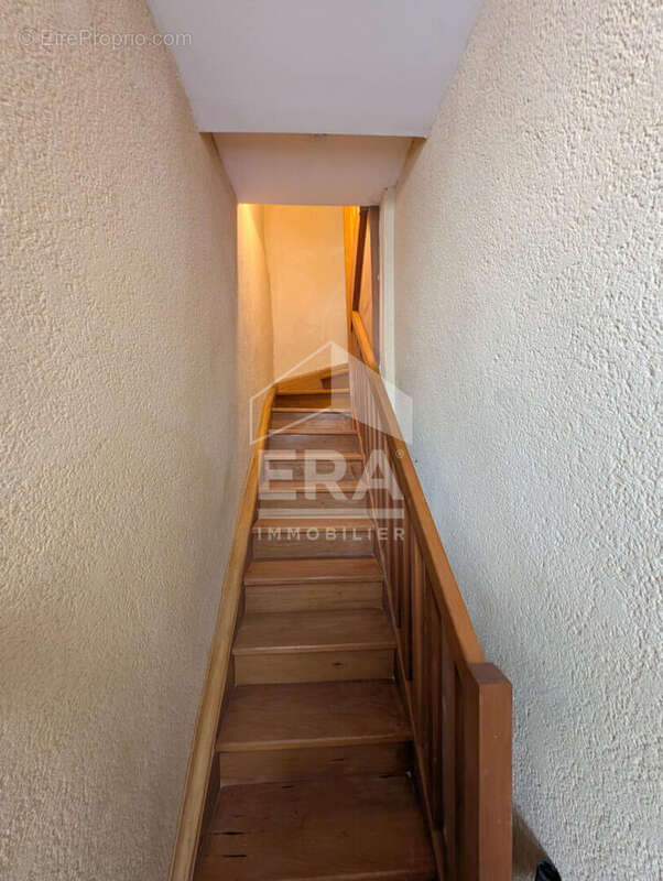 Maison à MONTPON-MENESTEROL