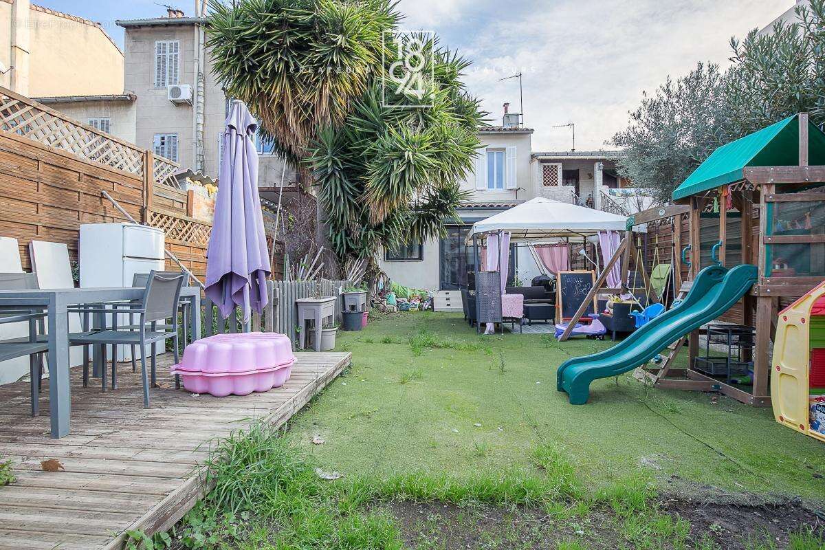 Appartement à MARSEILLE-10E