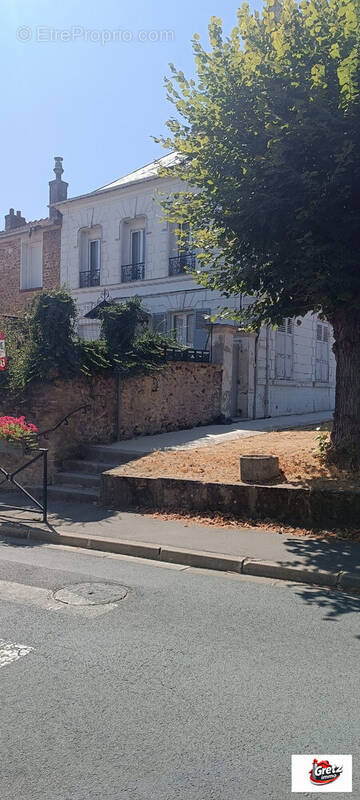 Photo Appartement à Presles-En-Brie au prix de 82 775€