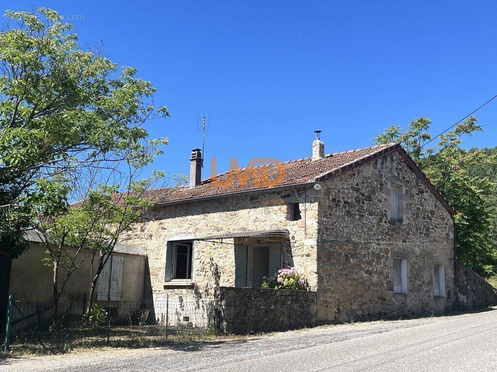 Maison à MERCUER