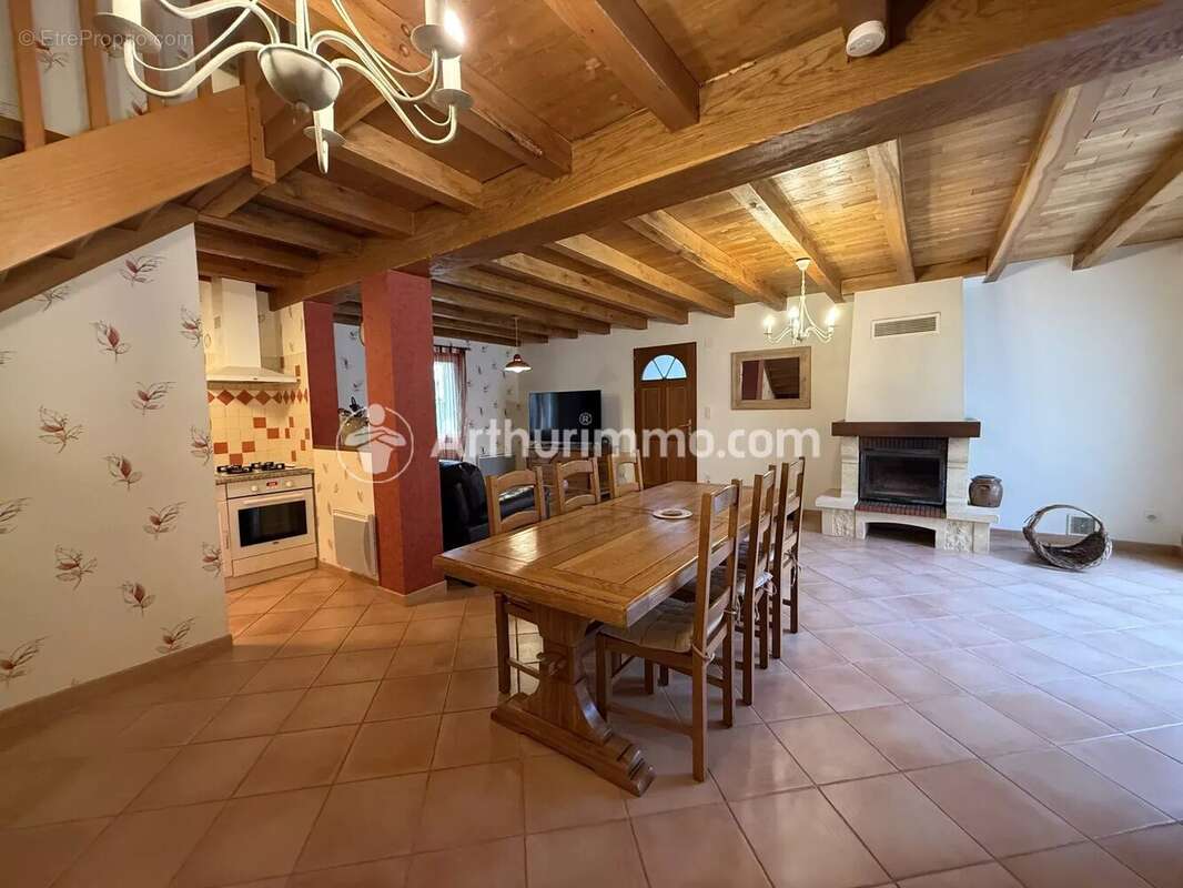 Maison à TOCANE-SAINT-APRE