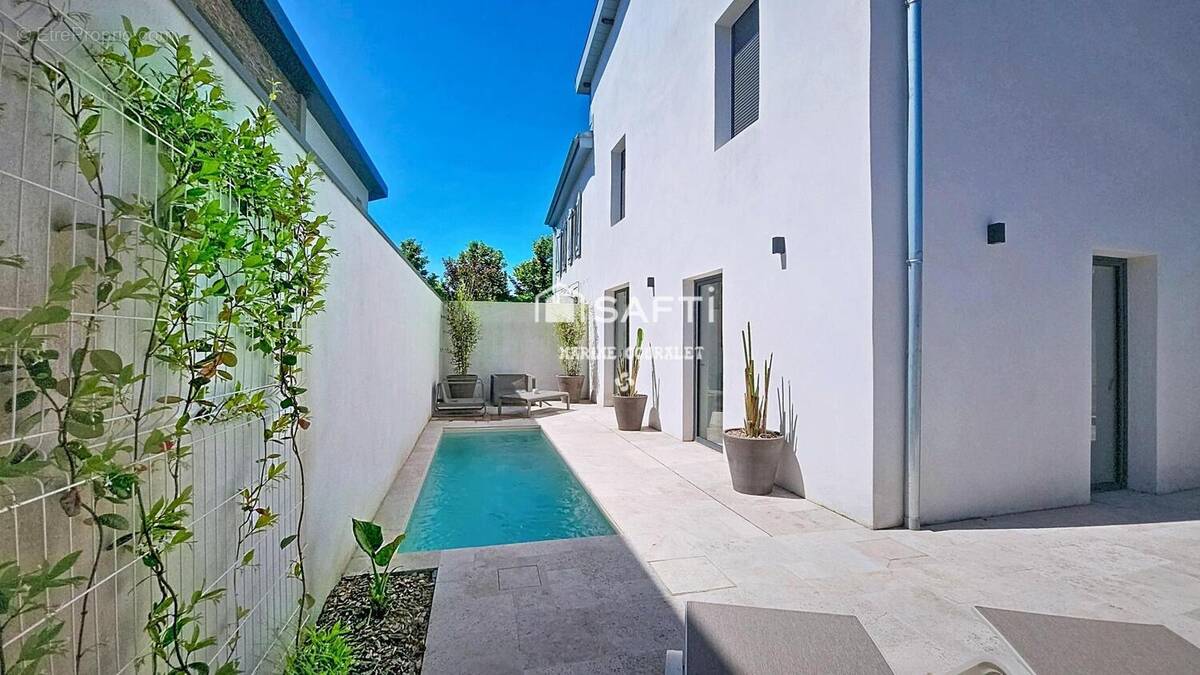 Photo 1 - Maison à ANGLET