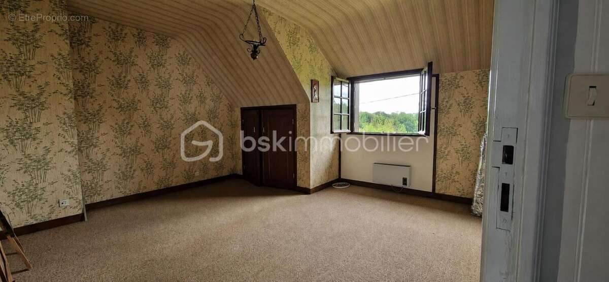Maison 5 pièces au calme sur un terrain de 1218 m² dont 600 m² constructibles - photo 3