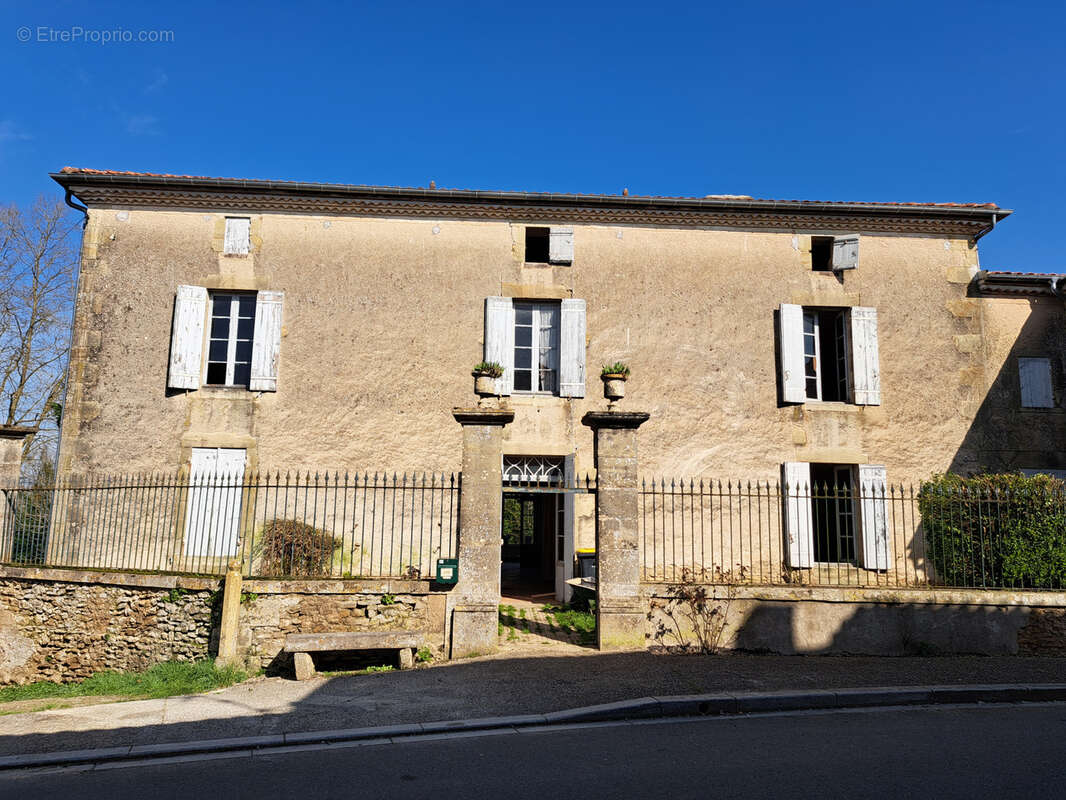 Maison à LA REOLE
