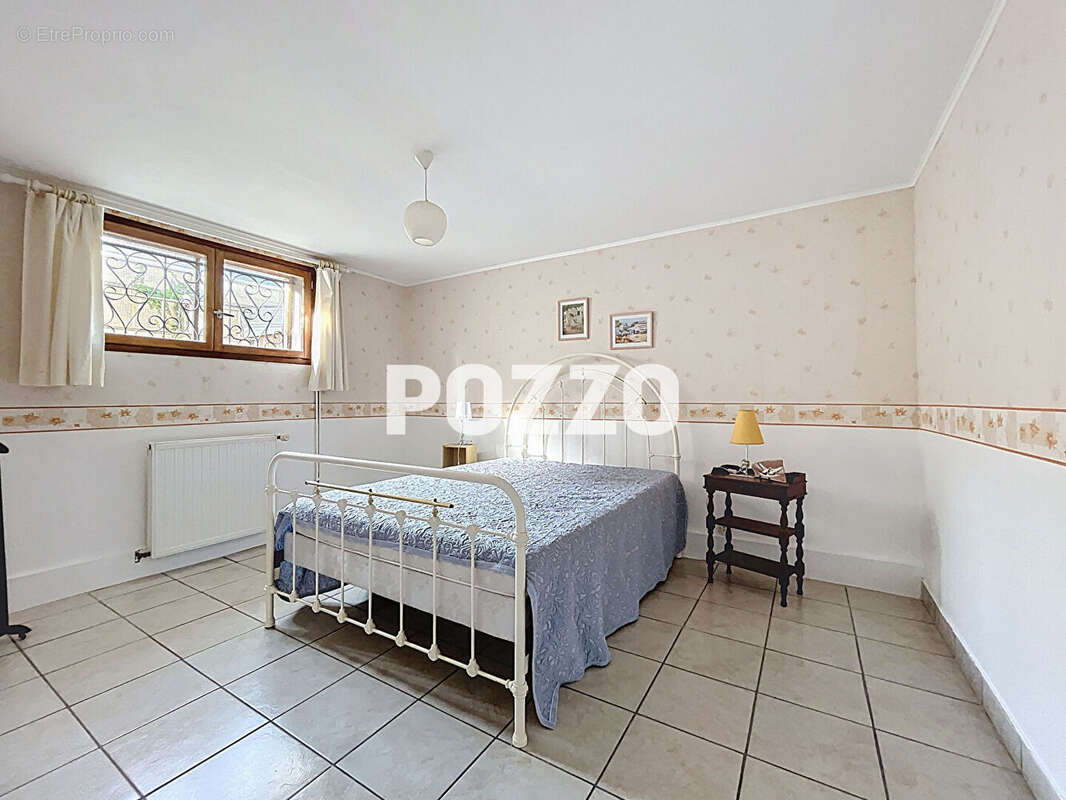 Maison à LINGREVILLE