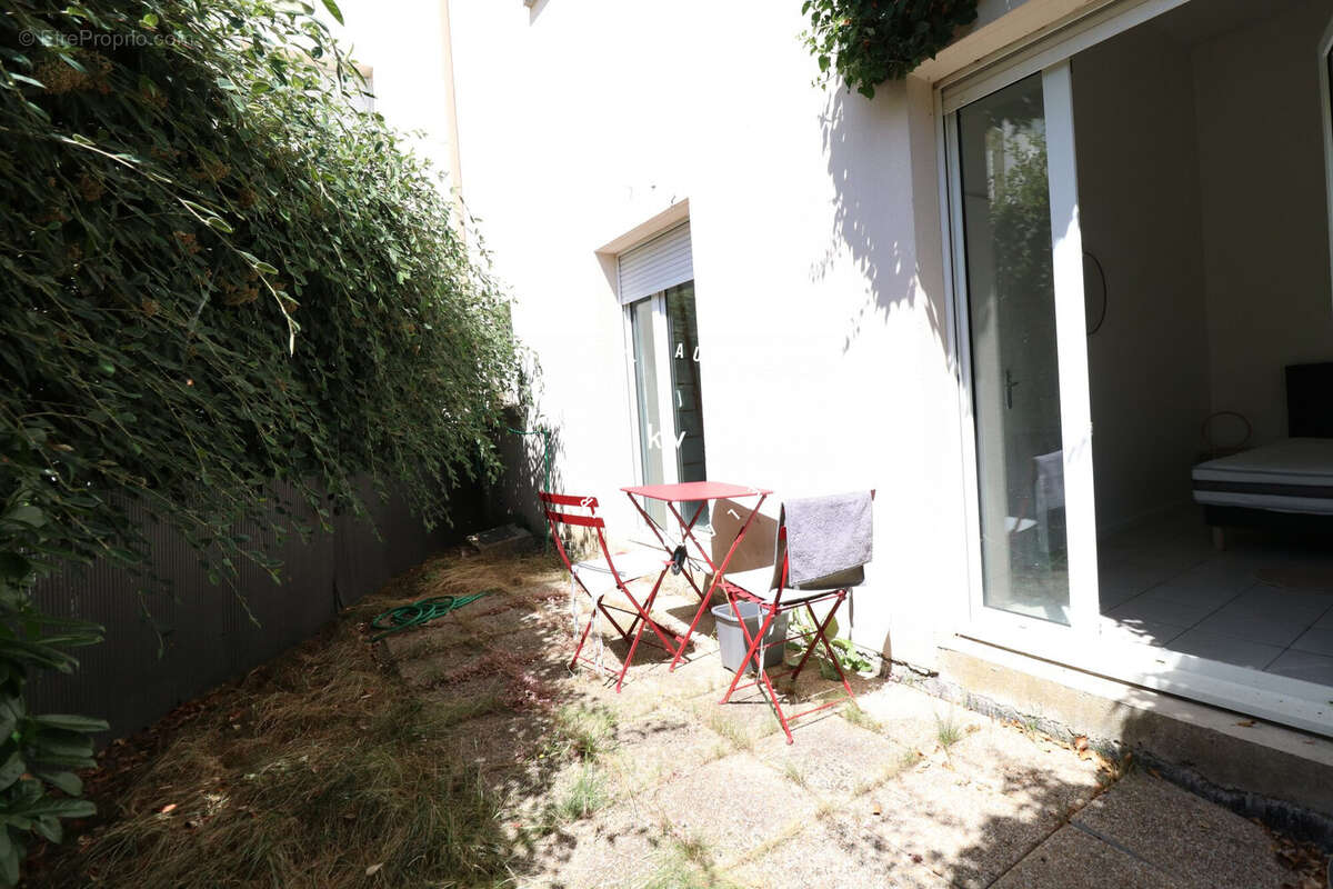 Appartement 35 m² à Clamart  - photo 4