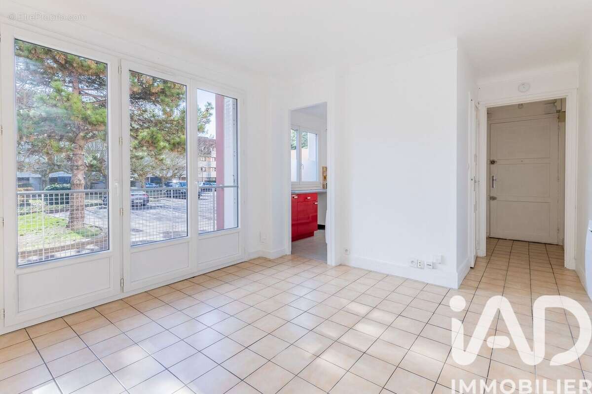 Photo 5 - Appartement à VIRY-CHATILLON