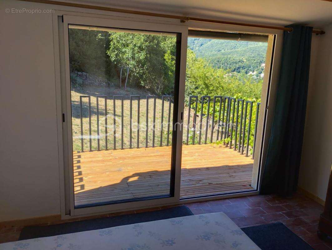 Maison de caractère avec vue exeptionnelle - Saint-Pierre-de-Colombier (Ardèche) - photo 3