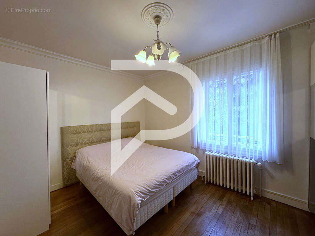 Maison à DEUIL-LA-BARRE