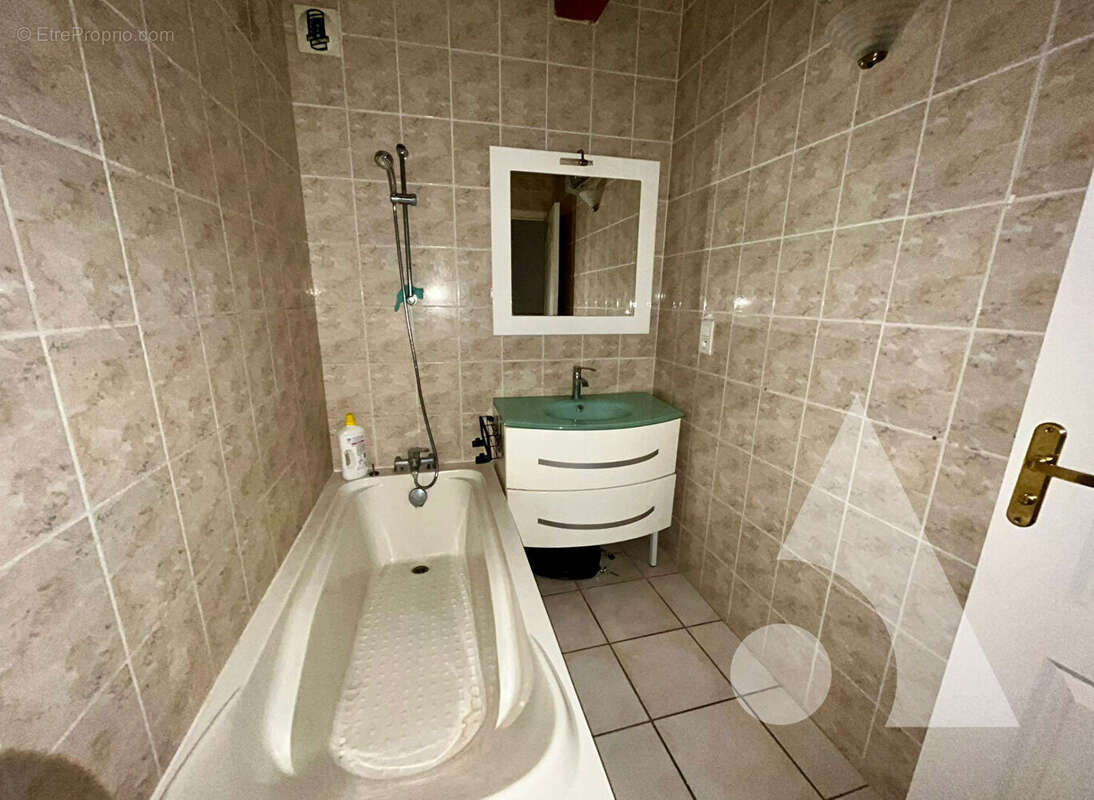 Appartement à LE MUY