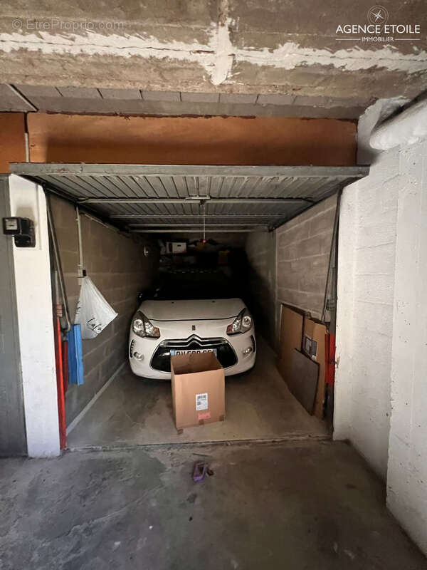 Appartement à MARSEILLE-8E