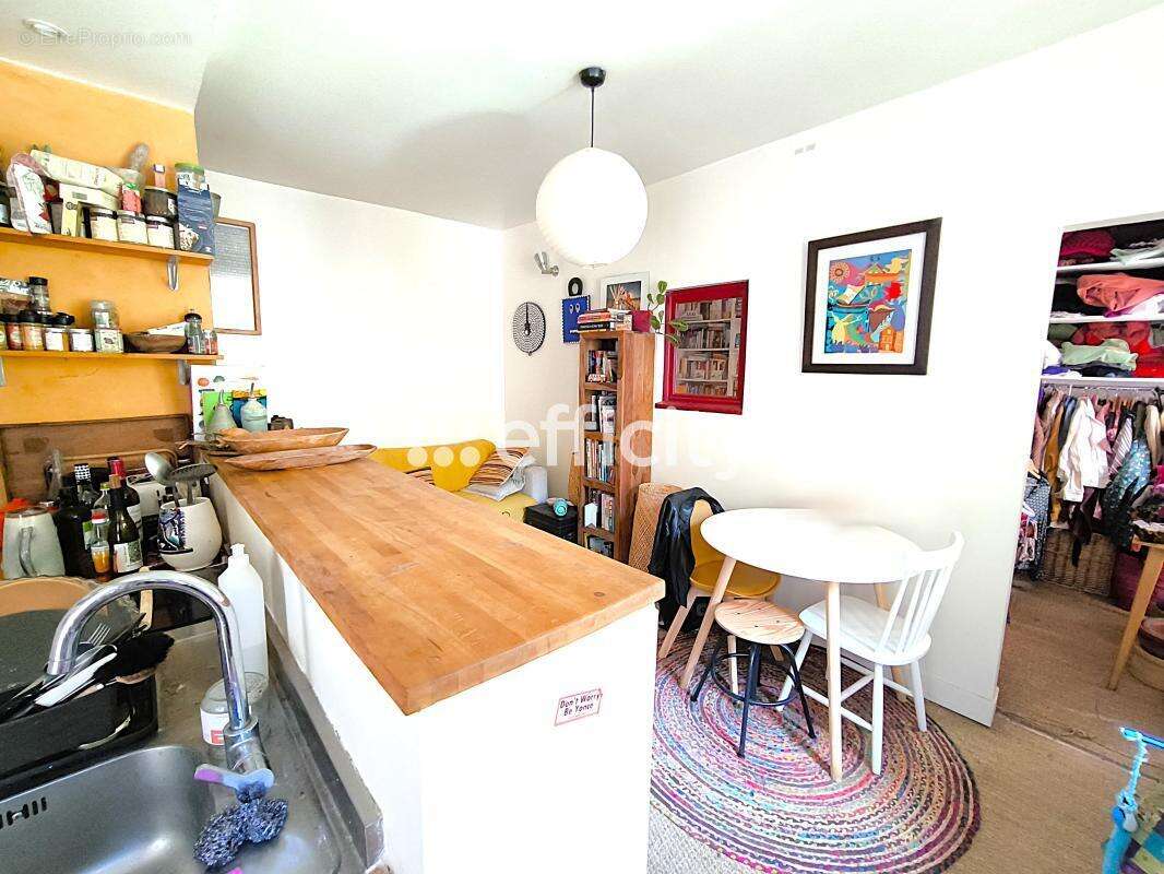 Appartement à PARIS-20E