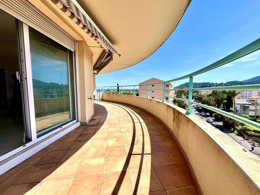 Photo 3 - Appartement à HYERES