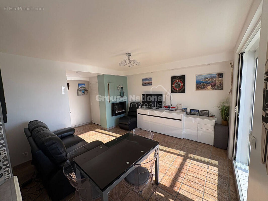 Appartement à SAUSSET-LES-PINS