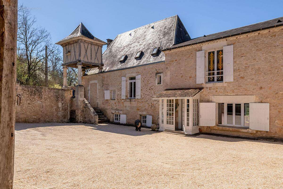 Maison à CUBJAC