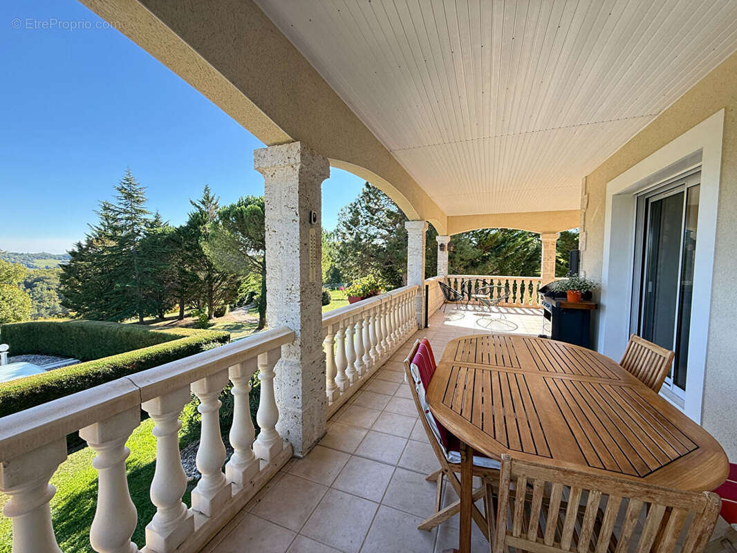 Maison à HAUTEFAGE-LA-TOUR