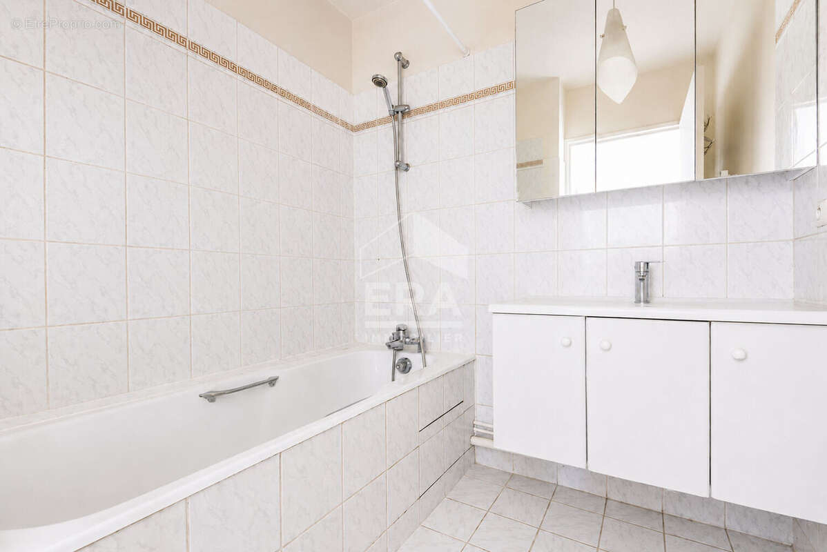 Appartement à ISSY-LES-MOULINEAUX