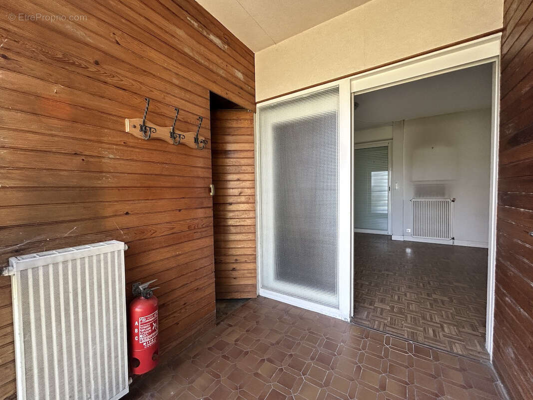 Maison de plain-pied , trois chambres avec un studio - photo 2