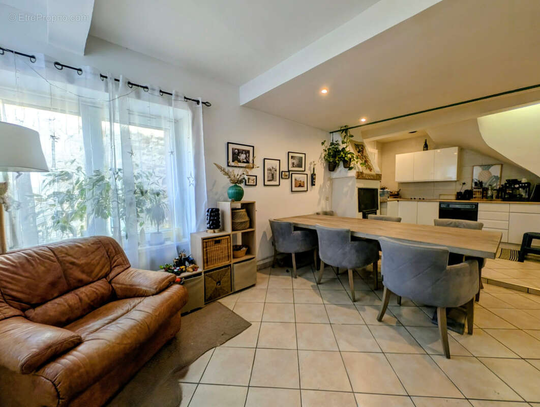 Maison à TOUROUZELLE