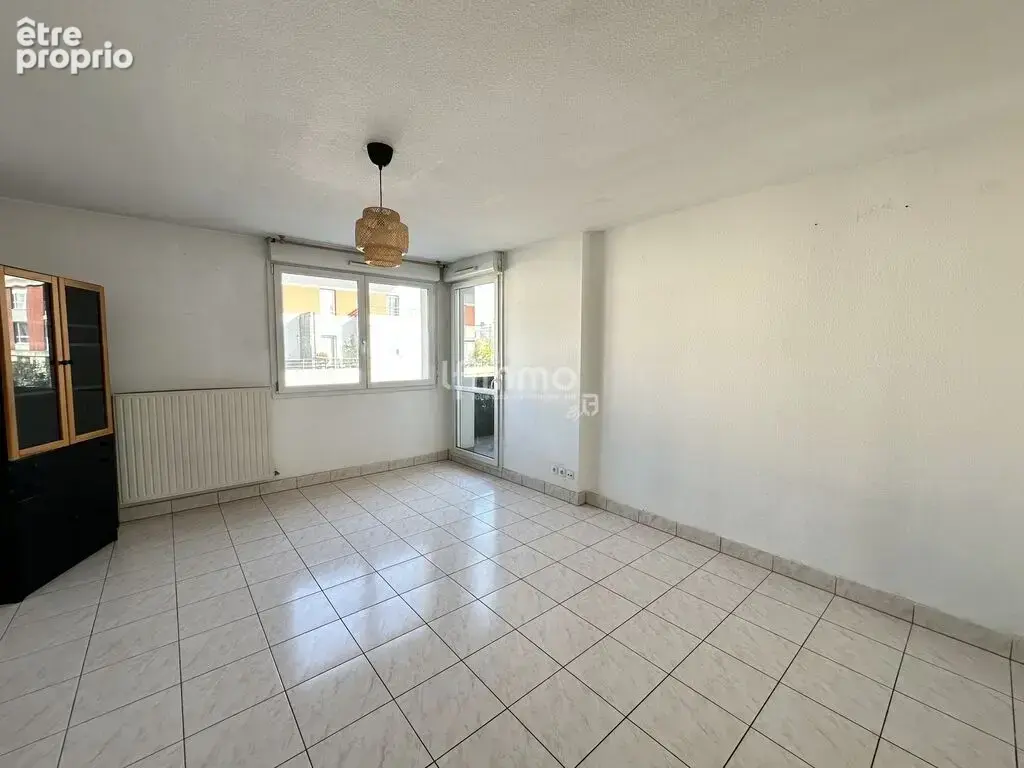 Duplex avec garage, terrasse & balcon – L’esprit maison à Pfasta - photo 4