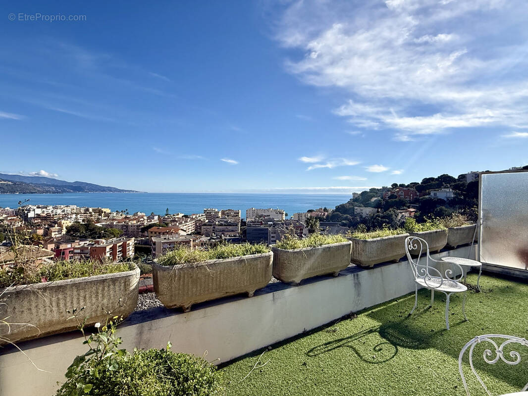 Appartement à ROQUEBRUNE-CAP-MARTIN