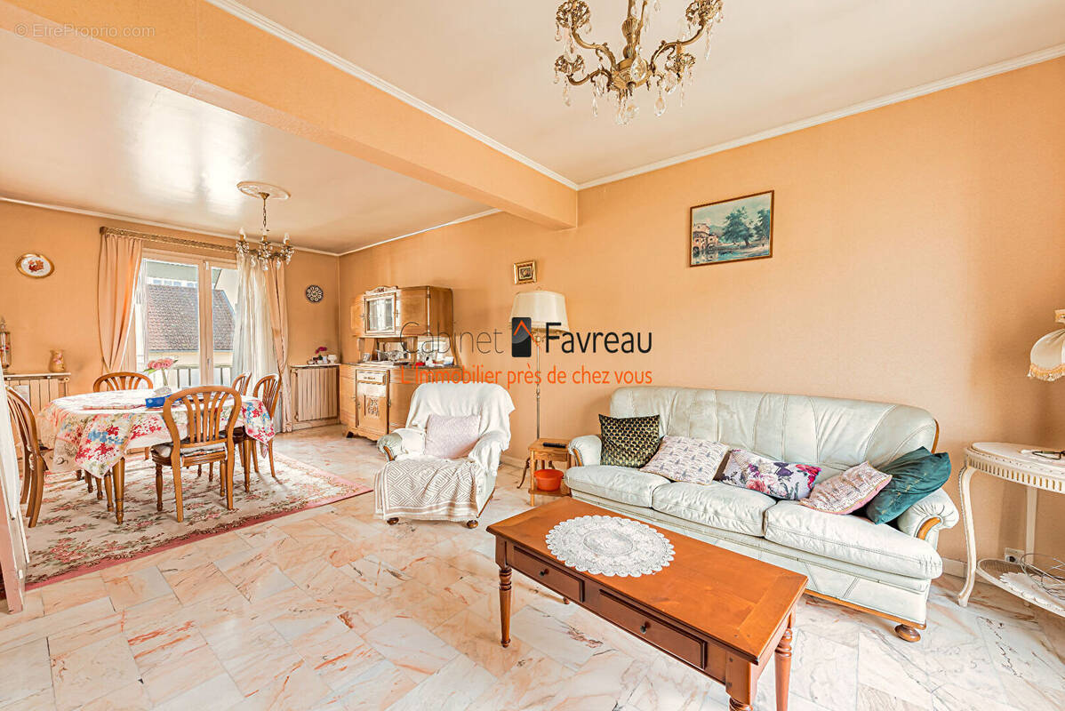 Maison à CHEVILLY-LARUE