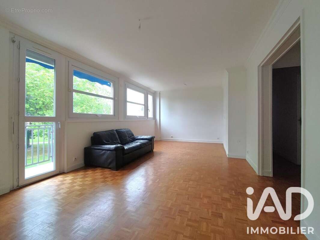 Appartement 75 m² à Pontoise  - photo 4
