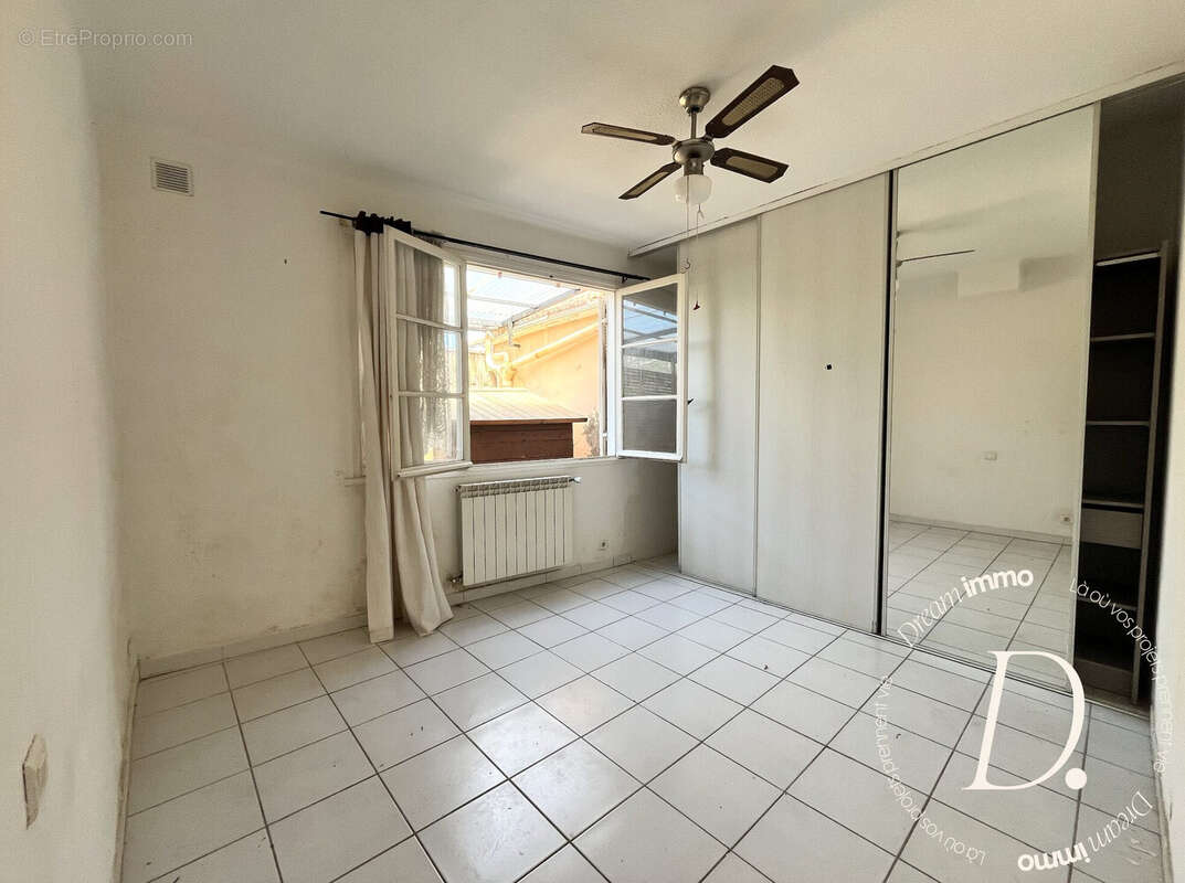 Appartement 56 m² à Toulon  - photo 9