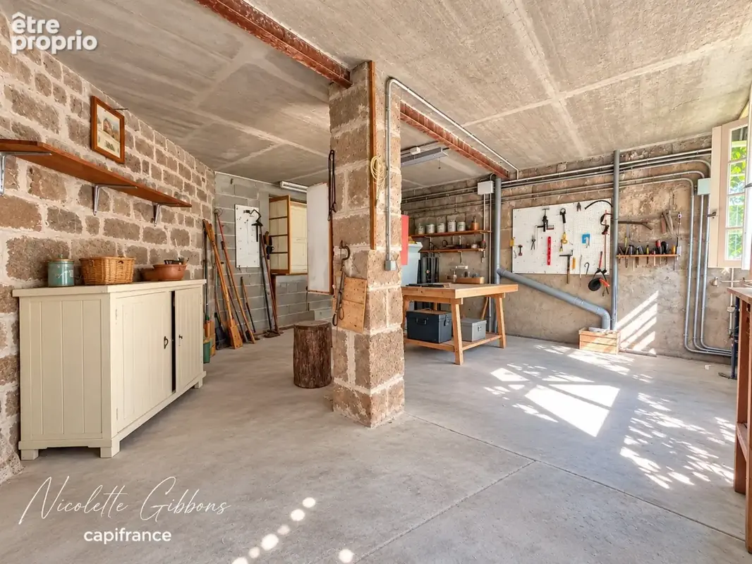 Ensemble de propriété - maison bourgeoise, deuxième logement/bureaux, grange, 1 hectare - photo 34