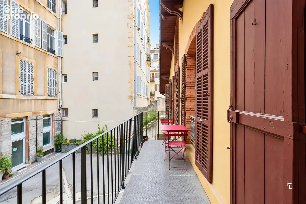 SULLY - Bureaux duplex de 100m² - Terrasse  -13001 Longchamp - photo 5
