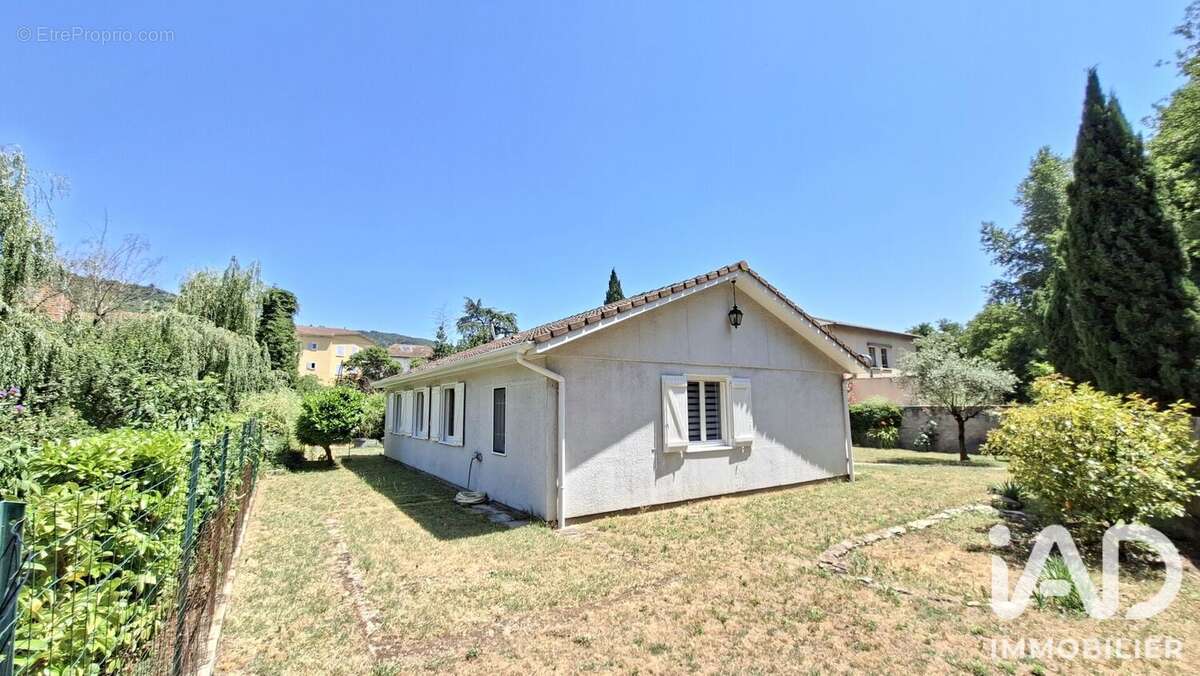 Photo 7 - Maison à SARRAS