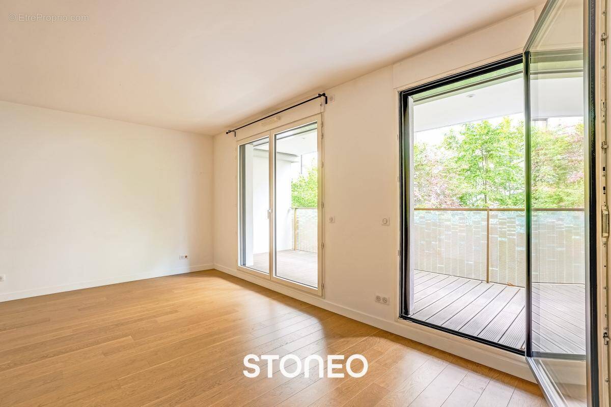 Appartement à ISSY-LES-MOULINEAUX