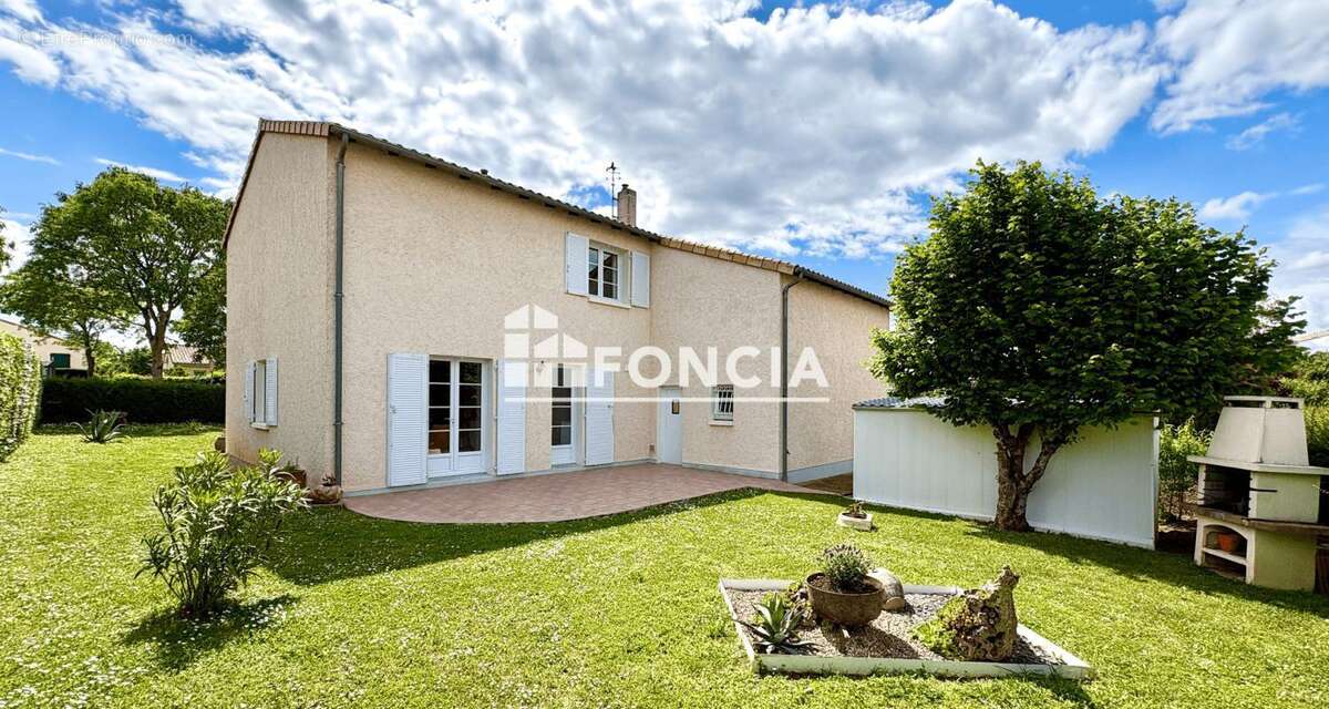 Maison à BUXEROLLES