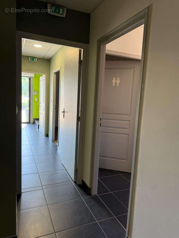 Commerce à BOURG-LES-VALENCE