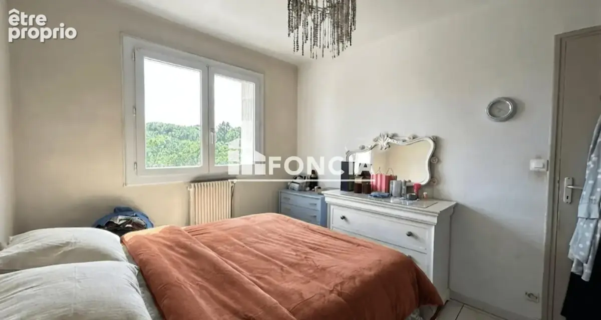 Saint-Martin - Spacieux FF4 en étage avec ascenseur - photo 6