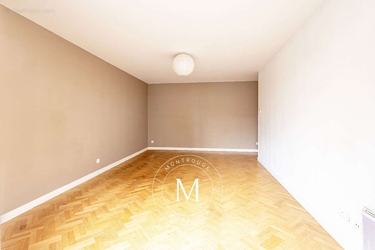 Appartement à MONTROUGE