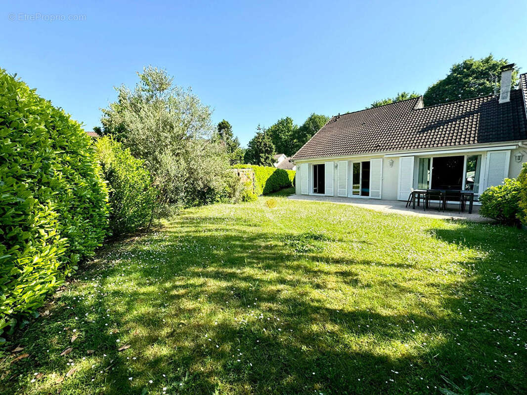 Maison à LIMEIL-BREVANNES