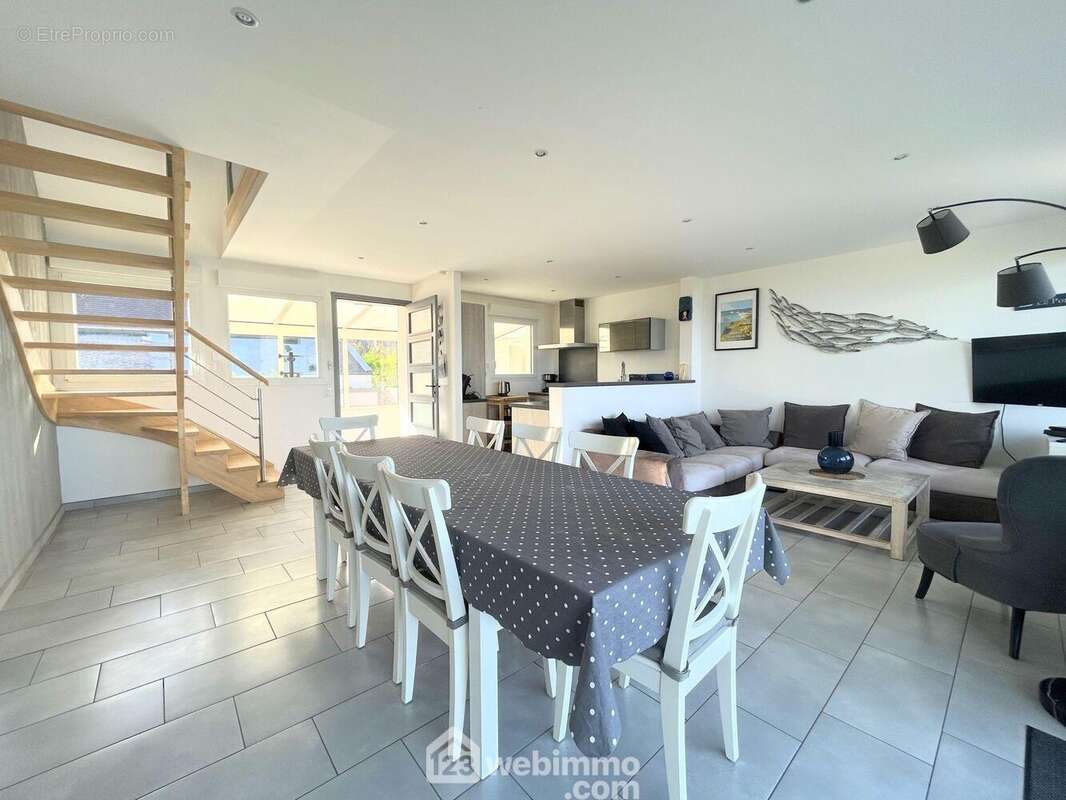Maison 107 m² à Tredrez-Locquemeau  - photo 18
