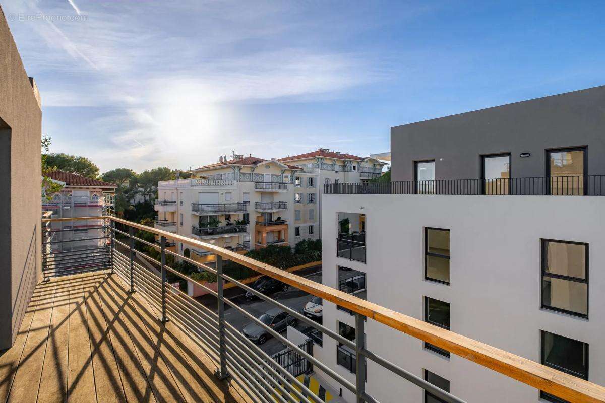 Appartement à FREJUS