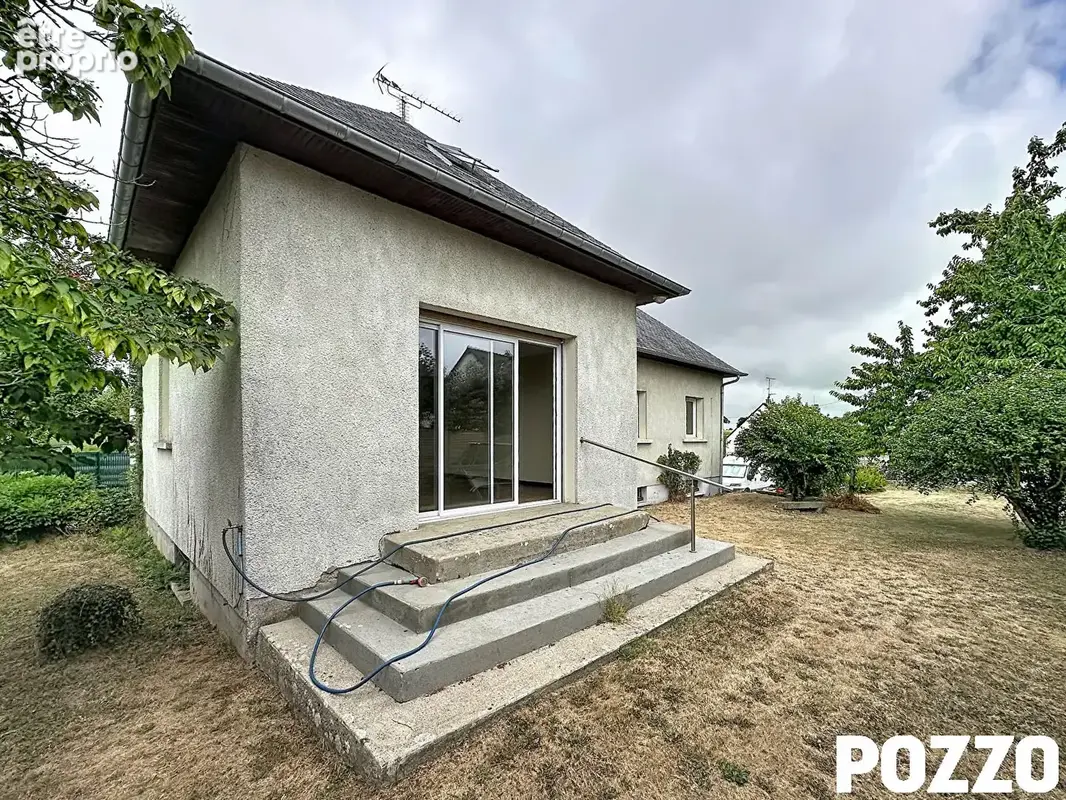 A Vendre - Saint Jean De La Haize - Maison 7 pièce(s) 140.83 m² - sous sol - vie de plain pied - photo 2