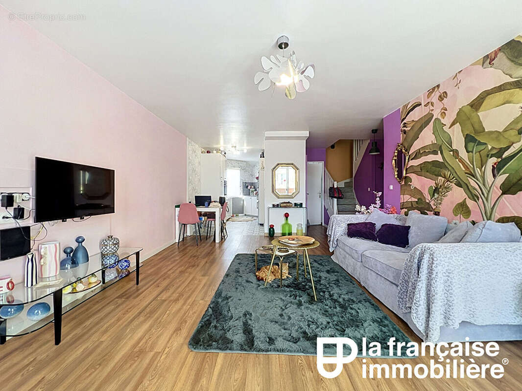 Appartement à LE RHEU